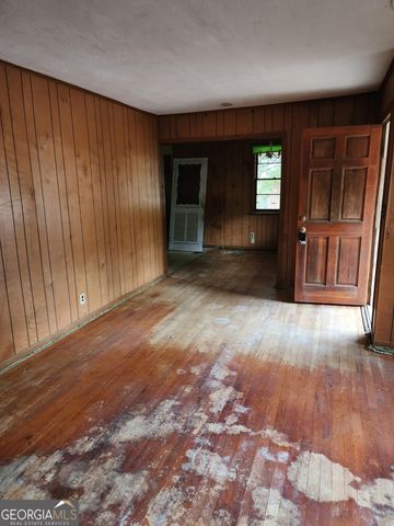 2704 Reynolds Drive, Macon, GA 31206