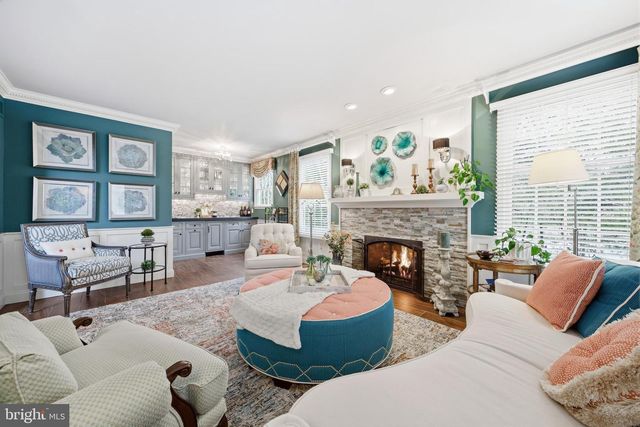 6 DOVER LN, Medford, NJ 08055