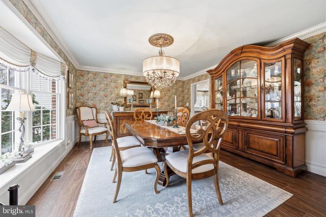 6 DOVER LN, Medford, NJ 08055