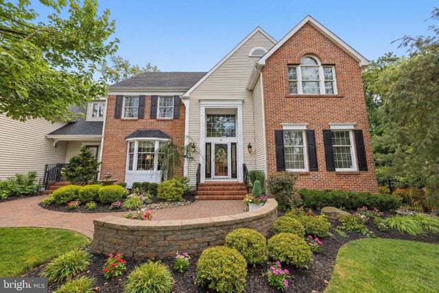 6 DOVER LN, Medford, NJ 08055