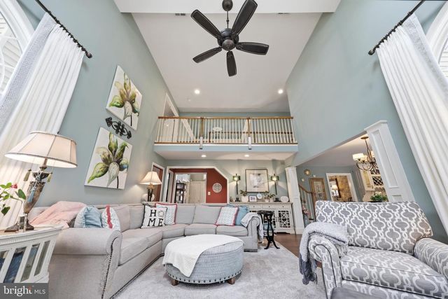 6 DOVER LN, Medford, NJ 08055