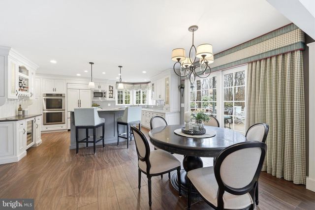 6 DOVER LN, Medford, NJ 08055