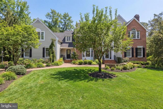 6 DOVER LN, Medford, NJ 08055