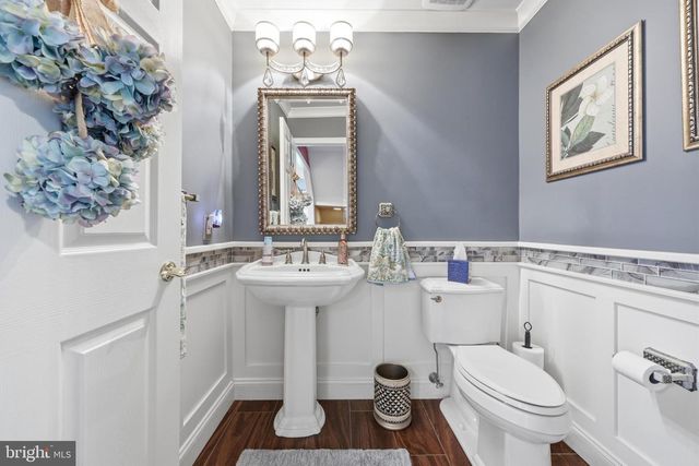 6 DOVER LN, Medford, NJ 08055