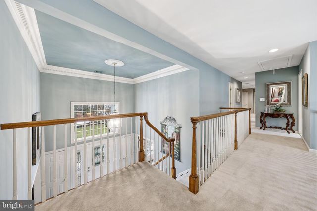 6 DOVER LN, Medford, NJ 08055