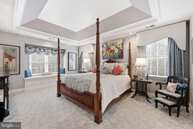 6 DOVER LN, Medford, NJ 08055