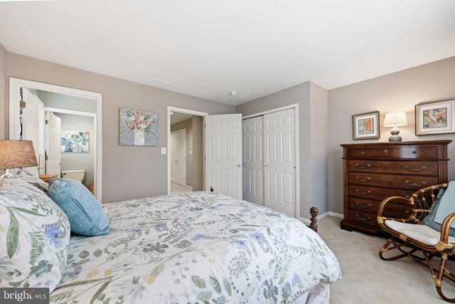 6 DOVER LN, Medford, NJ 08055