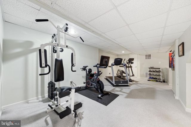 6 DOVER LN, Medford, NJ 08055