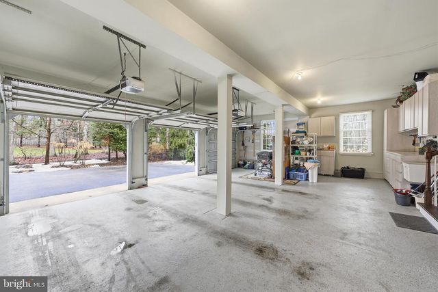 6 DOVER LN, Medford, NJ 08055