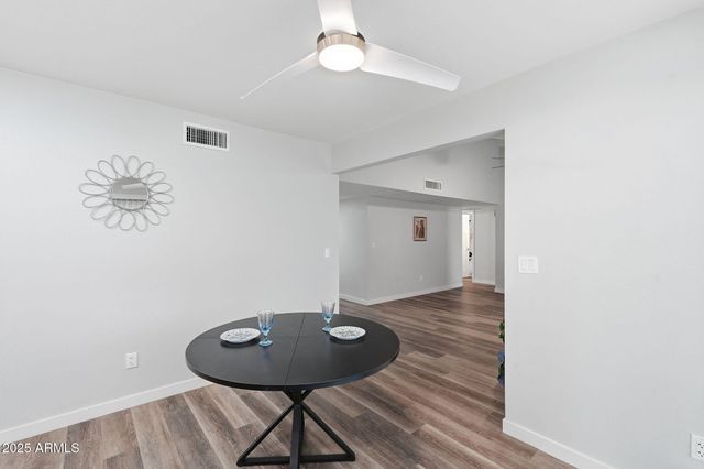 836 W LAGUNA AZUL Avenue, Mesa, AZ 85210