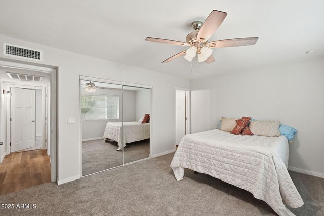 836 W LAGUNA AZUL Avenue, Mesa, AZ 85210