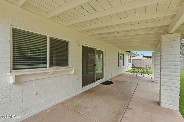 836 W LAGUNA AZUL Avenue, Mesa, AZ 85210