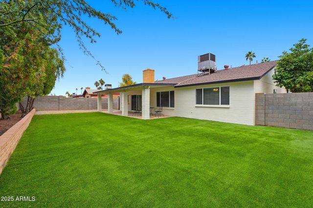 836 W LAGUNA AZUL Avenue, Mesa, AZ 85210