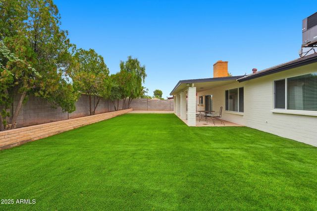 836 W LAGUNA AZUL Avenue, Mesa, AZ 85210