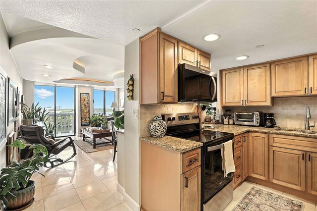 400 E COLONIAL DRIVE 806, Orlando, FL 32803