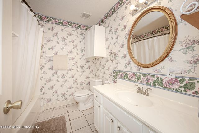 2193 Bayou View Circle, Gautier, MS 39553