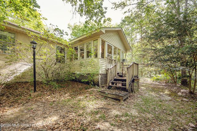 2193 Bayou View Circle, Gautier, MS 39553