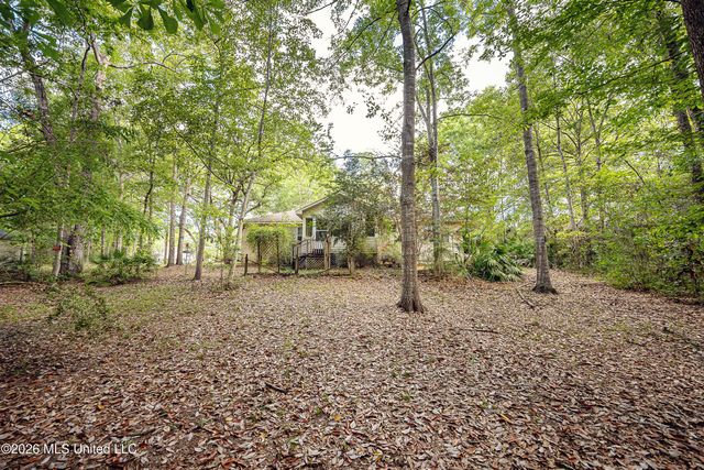 2193 Bayou View Circle, Gautier, MS 39553