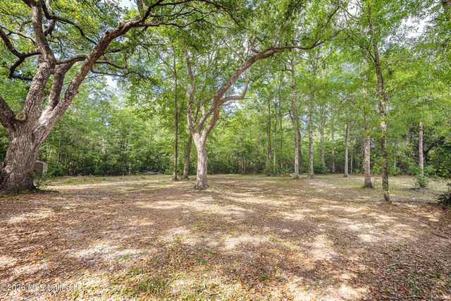 2193 Bayou View Circle, Gautier, MS 39553