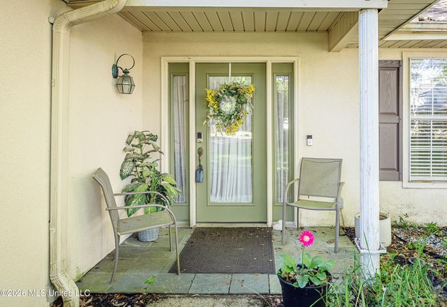 2193 Bayou View Circle, Gautier, MS 39553