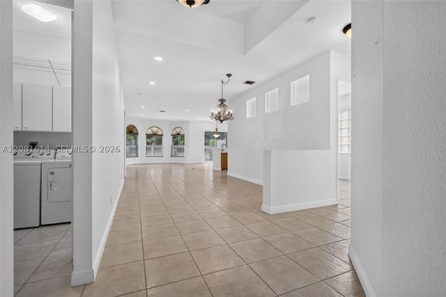 5659 Via De La Plata Cir, Delray Beach, FL 33484