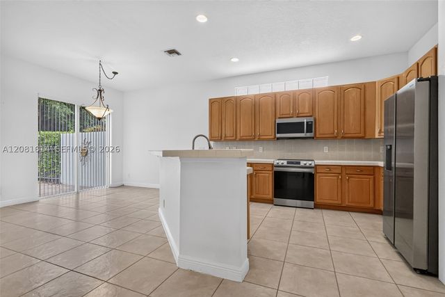 5659 Via De La Plata Cir, Delray Beach, FL 33484