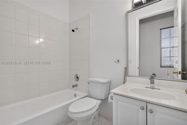 5659 Via De La Plata Cir, Delray Beach, FL 33484