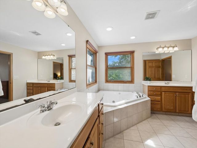 12743 Vestas Place, Belvidere, IL 61008