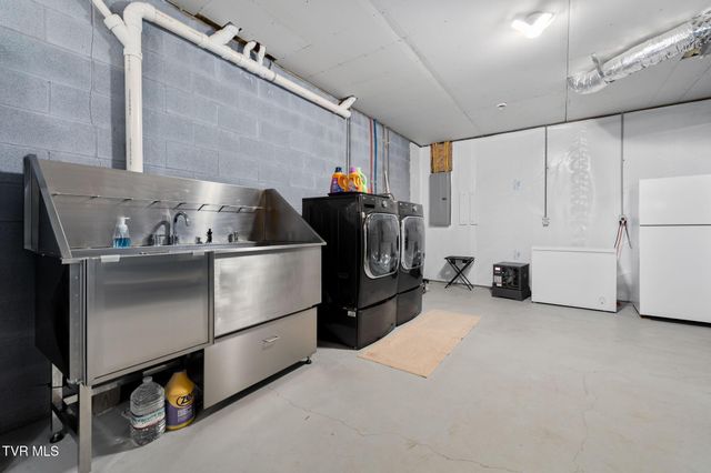 244 Bill Branch Lane, Butler, TN 37640