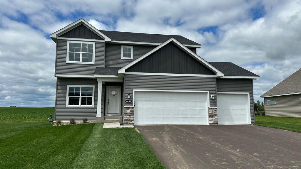 1489 Raccoon Lane, New Richmond, WI 54017