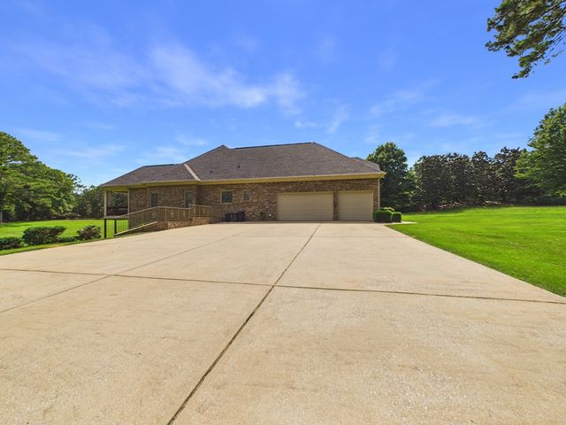 38 Rolling Farm Court, Midland, GA 31820