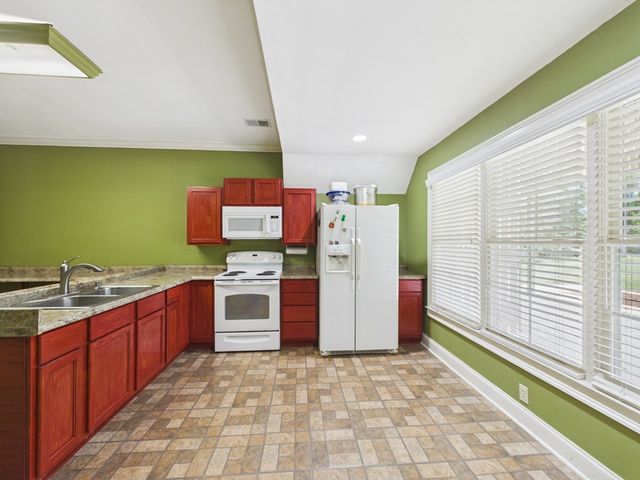 38 Rolling Farm Court, Midland, GA 31820