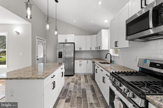 53 LINWOOD AVE, Williamstown, NJ 08094