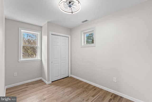 53 LINWOOD AVE, Williamstown, NJ 08094