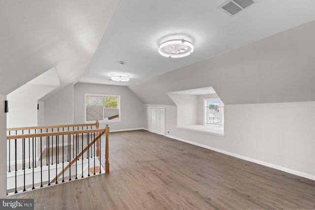 53 LINWOOD AVE, Williamstown, NJ 08094