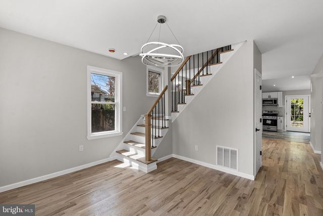 53 LINWOOD AVE, Williamstown, NJ 08094