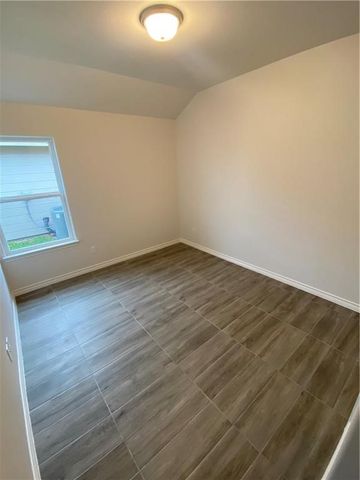 1290 Thames Chase Dr, Corpus Christi, TX 78415