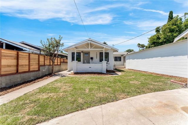 1325 Talmadge, Los Angeles, CA 90027