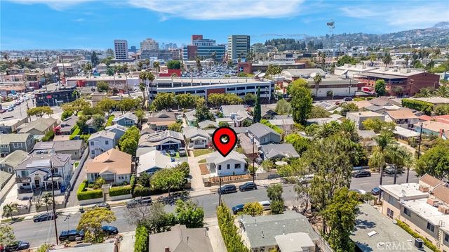 1325 Talmadge, Los Angeles, CA 90027