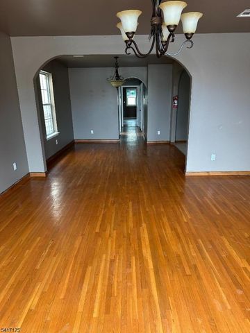 52 Stone 2, Newark City, NJ 07104