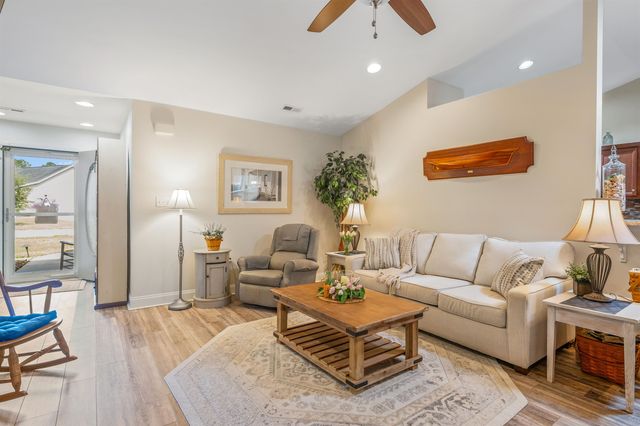 524 Shea Loop, Myrtle Beach, SC 29588