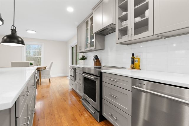 33 Downfall Rd, Newbury, MA 01922