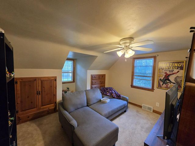 729 W OAK STREET, West Bend, WI 53095