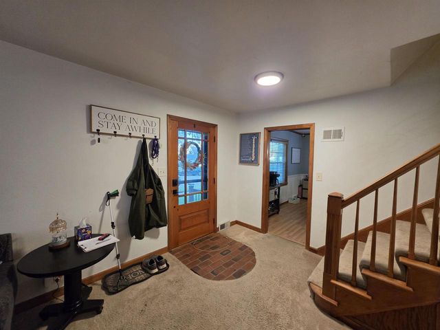 729 W OAK STREET, West Bend, WI 53095