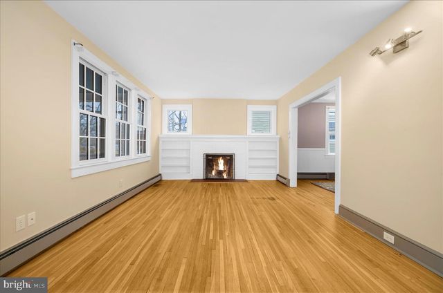 315 DUTCHMANS LN, Easton, MD 21601