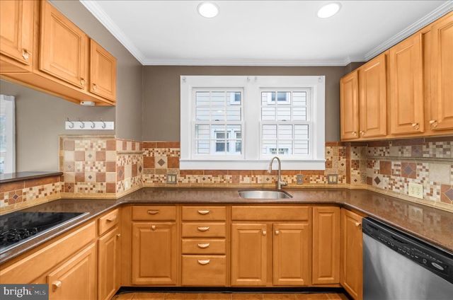 315 DUTCHMANS LN, Easton, MD 21601