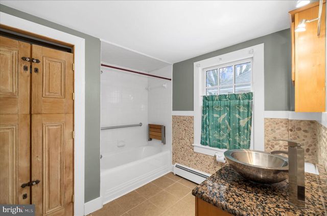 315 DUTCHMANS LN, Easton, MD 21601