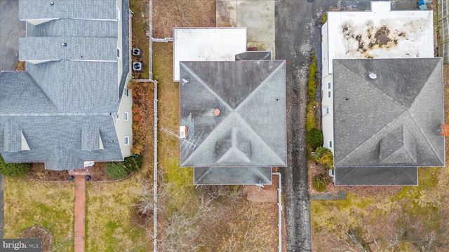 315 DUTCHMANS LN, Easton, MD 21601