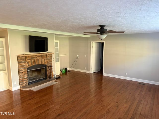 6923 North Tennessee 66, Rogersville, TN 37857