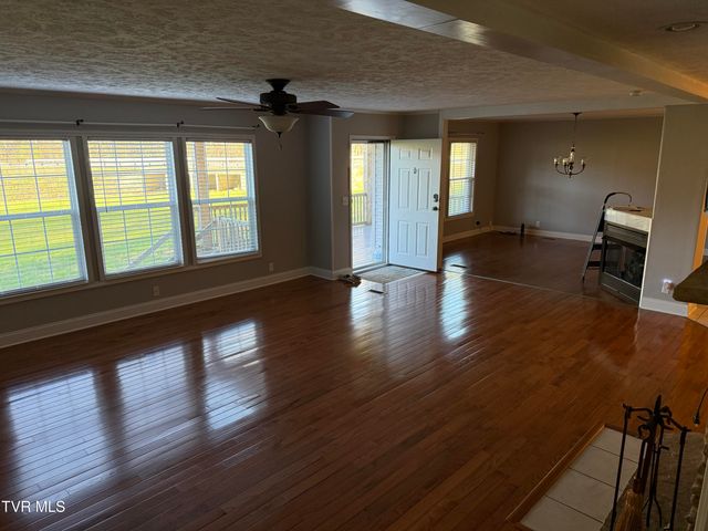 6923 North Tennessee 66, Rogersville, TN 37857